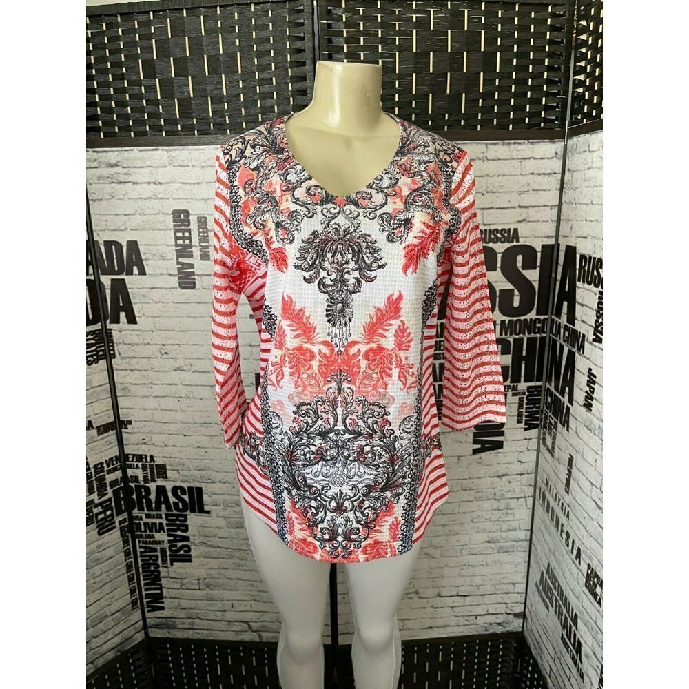 B.L.E.U.  L Coral Red Artsy Print Studded V-Neck 3/4 Laser Cut Sleeves Top